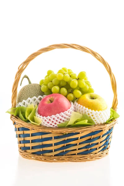 Dojrzałe owoce koszyk — Zdjęcie stockowe