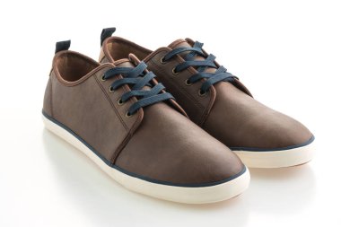 kahverengi deri ayakkabı