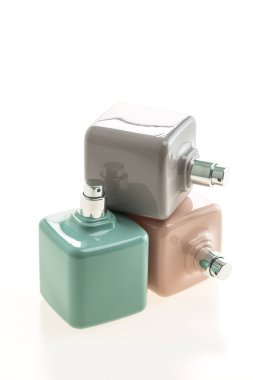 lüks parfüm şişesi