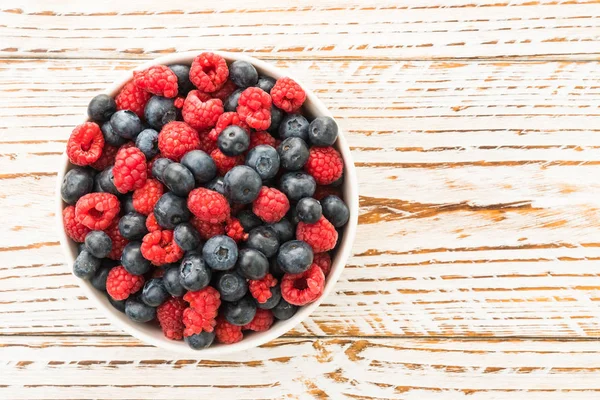 Yaban mersini ve Rasberry meyve