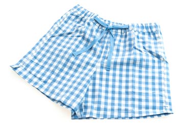 Şort pantolon moda