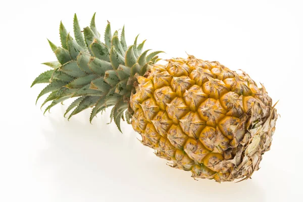 Zoete ananas vruchten — Stockfoto