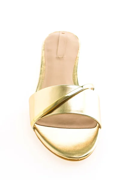 Hermosos zapatos de sandalia de oro — Foto de Stock