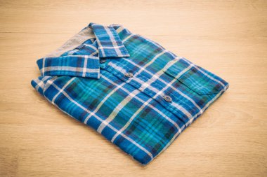 Güzel erkek moda gömlek