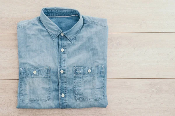 Mode jean shirt — Stockfoto