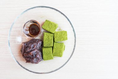 Moji yeşil çay kırmızı fasulye ile