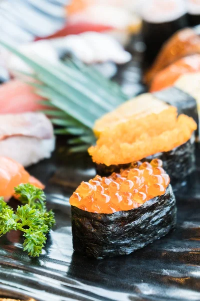 Sushi saboroso cru — Fotografia de Stock