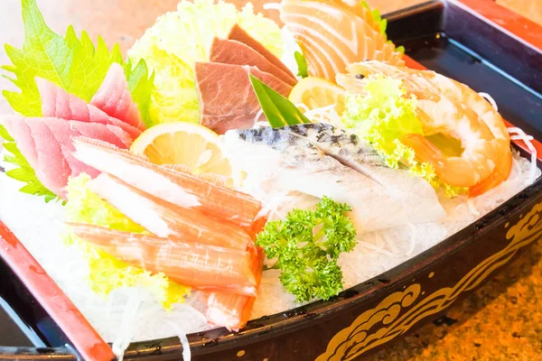 Råa och färska sashimi — Stockfoto