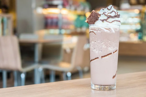 Chocolade smoothie met brownie — Stockfoto