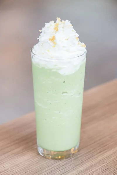 Yeşil çay smoothie — Stok fotoğraf