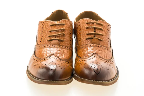 kahverengi deri ayakkabı