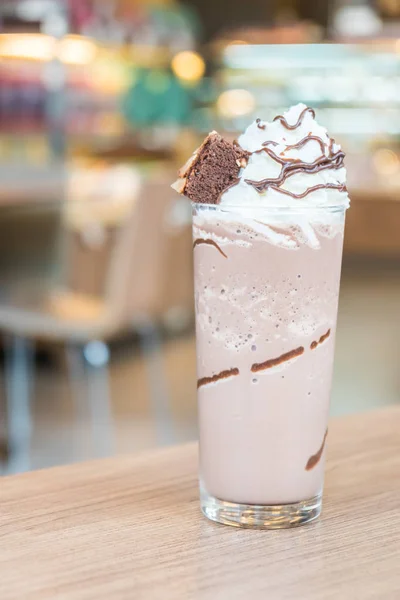 Chocolate smoothie with brownie — Stock Photo, Image