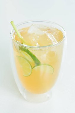 Buzlu limon cam