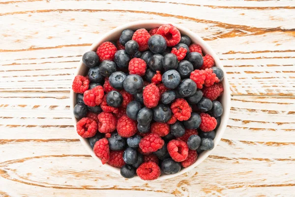 Grup yaban mersini ve Rasberry meyve