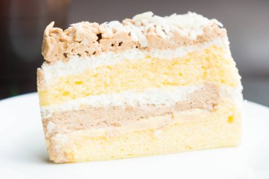 Karamelli pasta tatlı