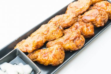 Kızarmış tavuk plaka