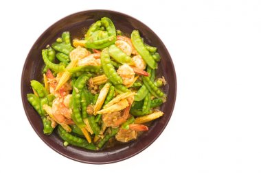 Kızarmış sebze karides veya karides plaka ile