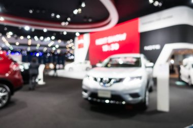 Soyut bulanıklık ve ufuk araba ve motor sergi gösterisi