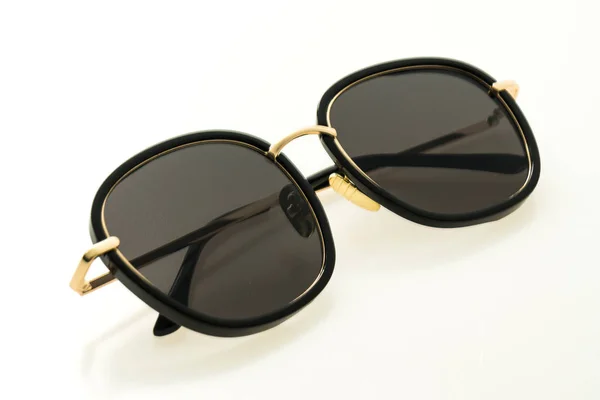 Schöne Luxus-Sonnenbrille — Stockfoto