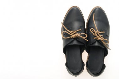 Kadına yeni ayakkabı