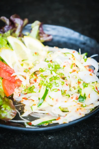 Ensalada de calamares picantes — Foto de Stock