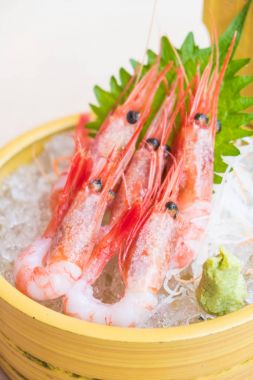 Ham ve taze karides sashimi
