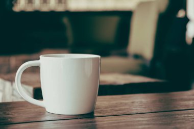 beyaz kahve fincanı