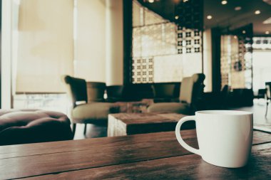 beyaz kahve fincanı