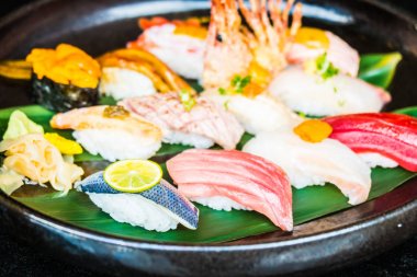 Nigiri ham ve taze sushi