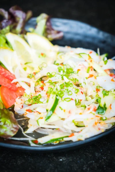 Ensalada de calamares picantes — Foto de Stock