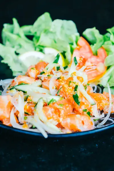 Spicy salmon salad — Stock Photo, Image