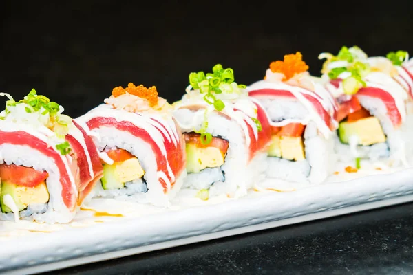 Tuna sushi roll — Stock Photo, Image