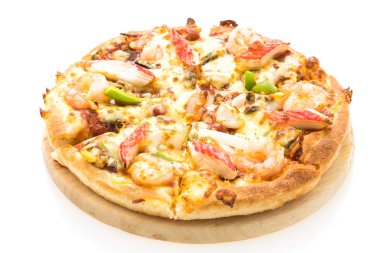 Deniz ürünleri pizza ahşap tepsi