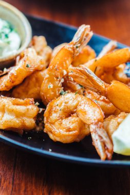 Izgara karides ve karides biftek