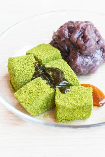 Moji yeşil çay kırmızı fasulye ile