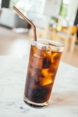 Buzlu cola cam