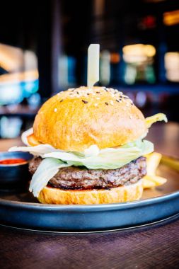 Sağlıksız yiyecek stili