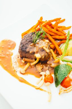 Izgara dana bonfile etli sebze