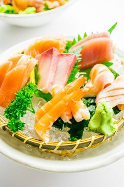 Karışık sashimi seti