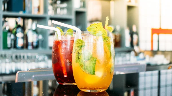 Eiscocktails im Glas — Stockfoto