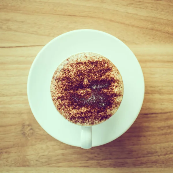 Cappuccino Kaffee in weißer Tasse — Stockfoto