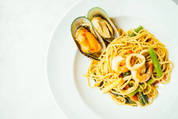 Spaghetti and pasta spicy seafood — Stock Photo, Image