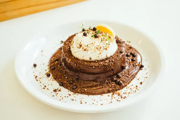 Chocolate cake and pudding — Stock Photo, Image