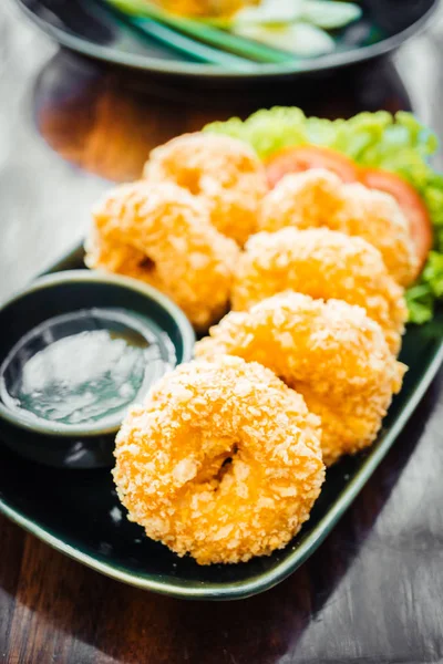 Pastel de gambas fritas o camarones — Foto de Stock