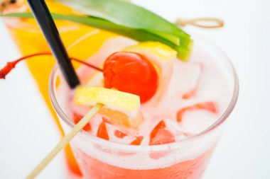 İçki kokteyl cam buz