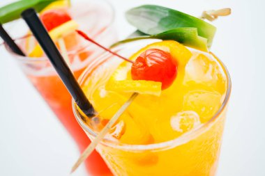 İçki kokteyl cam buz