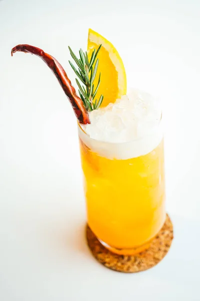 Cocktails mit Zitrone — Stockfoto