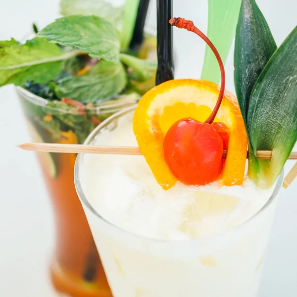 Eis trinken Cocktails Glas — Stockfoto