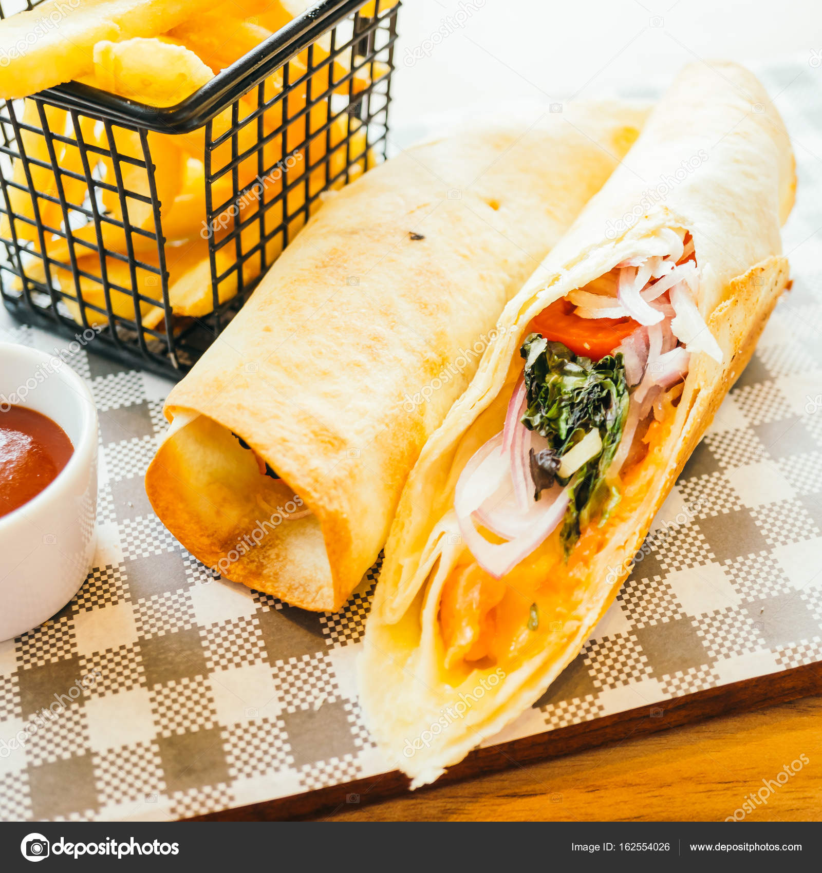 Somon ile Lavash rulo Somon ile Lavash rulo