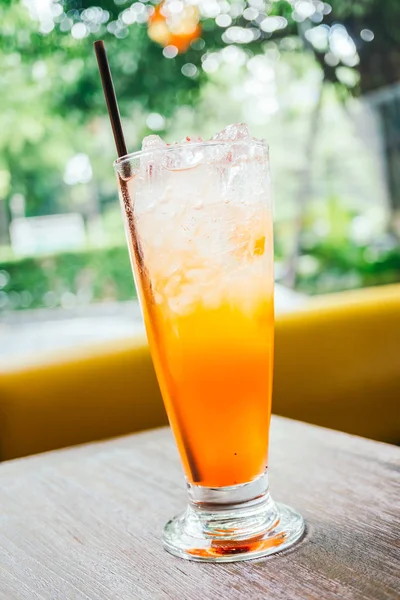 Buzlu meyve punch suyu cam